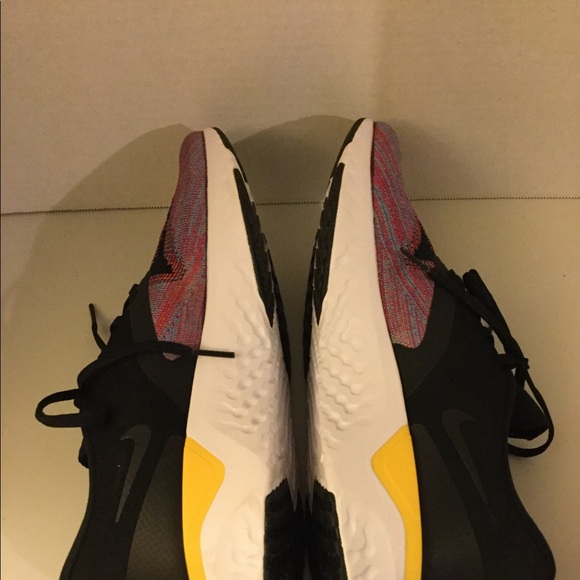 Nike Odyssey React2 Flyknit New without box - Picture 3 of 5